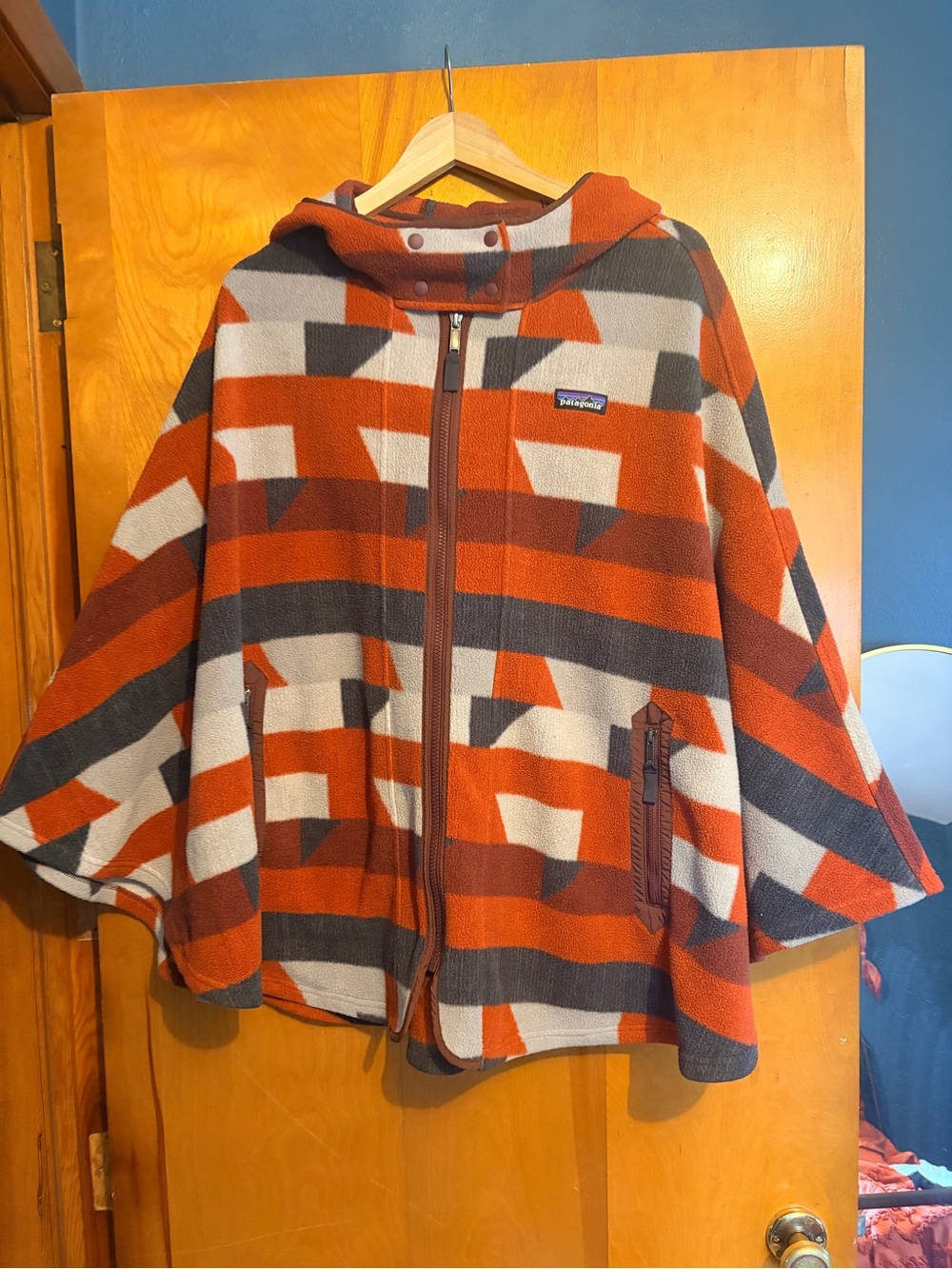 Patagonia Synchilla Geometric Hooded Fleece Poncho Cape